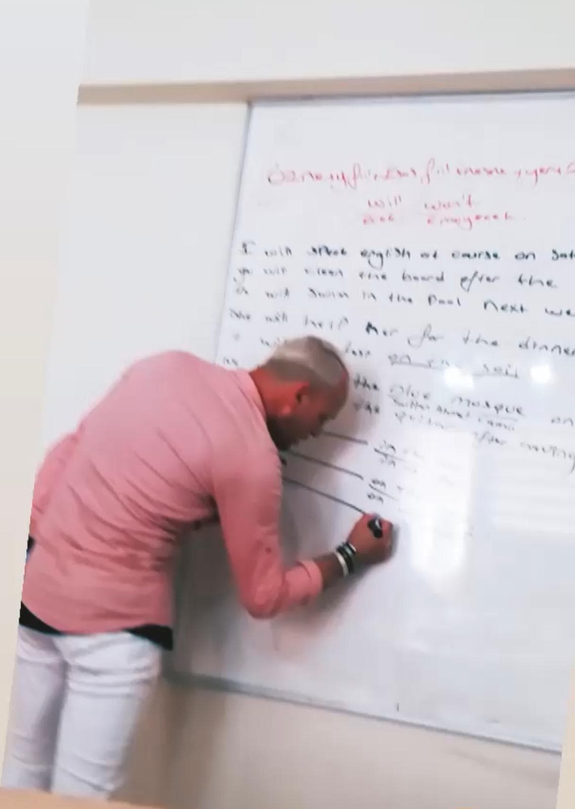 Tahta Üzerinde Konuşma Pratiği